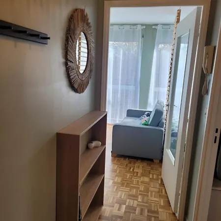 De L'abbaye Apartment *